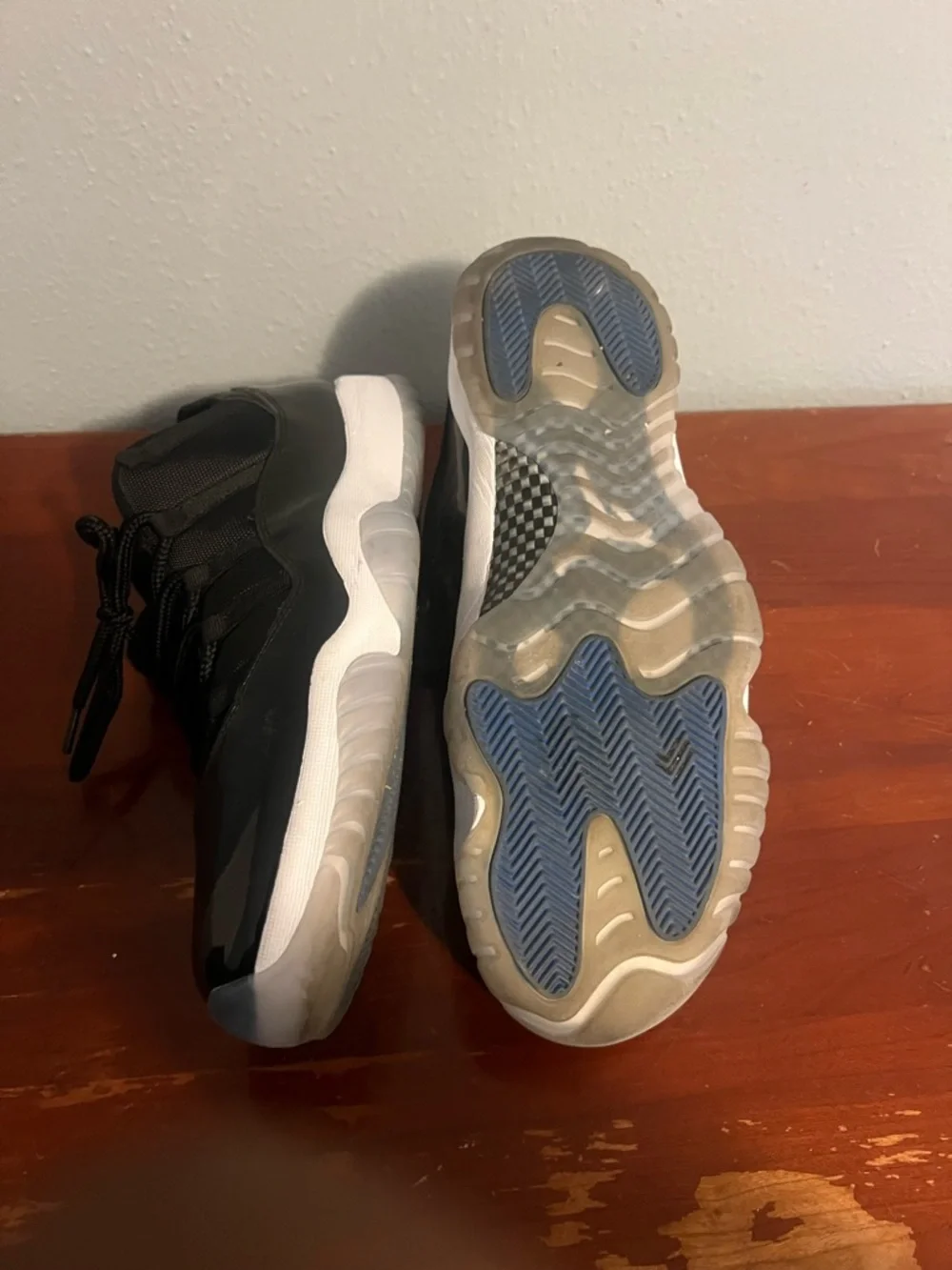 Jordan Men's Black and White Low-Top Retro 11 space jam